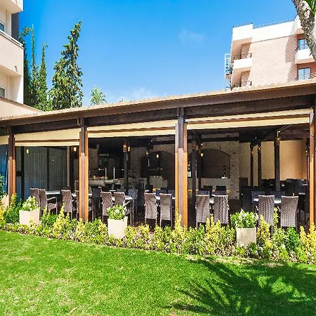 Отель Globales Park 4*