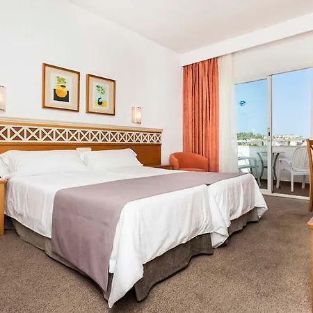Отель Globales Park 4*