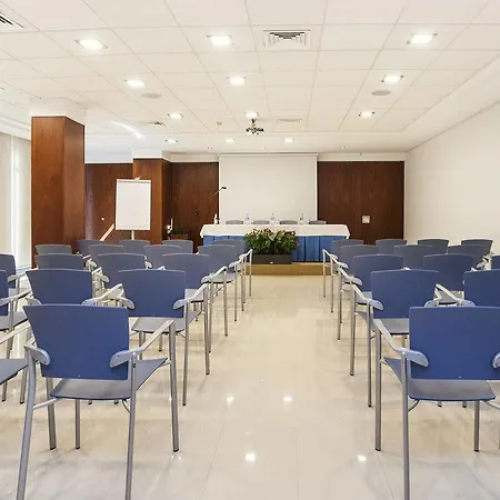 Отель Globales Park 4*