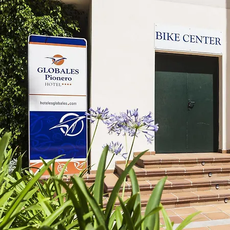 Отель Globales Park 4*